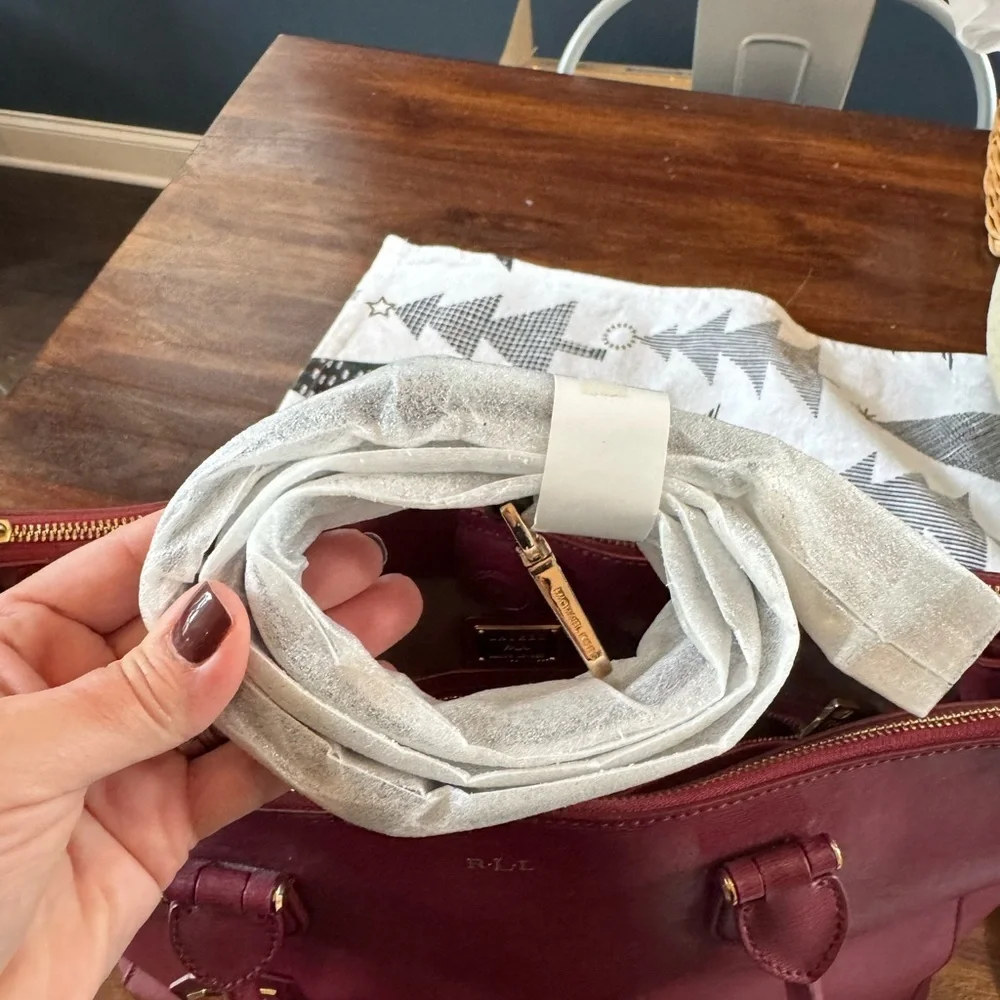 Lauren Ralph Lauren chic satchel
